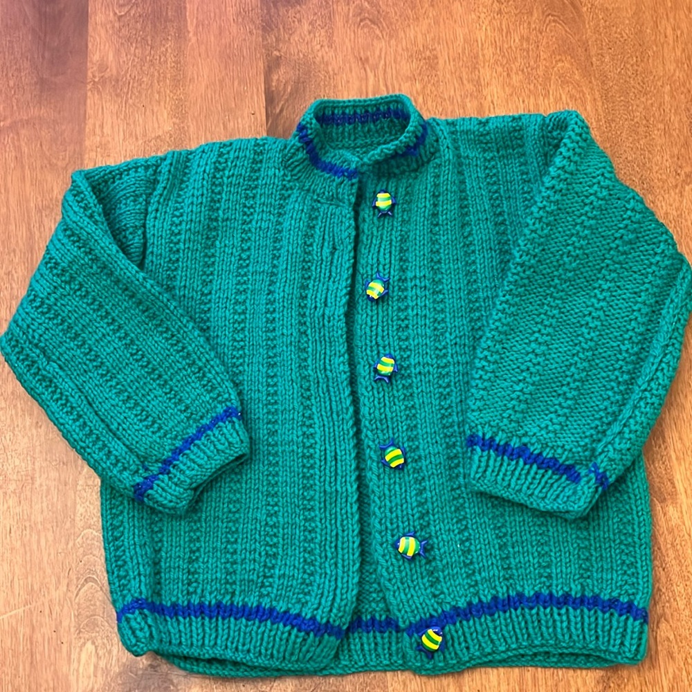 Hand made baby sweater. Color: Green. Size 2T